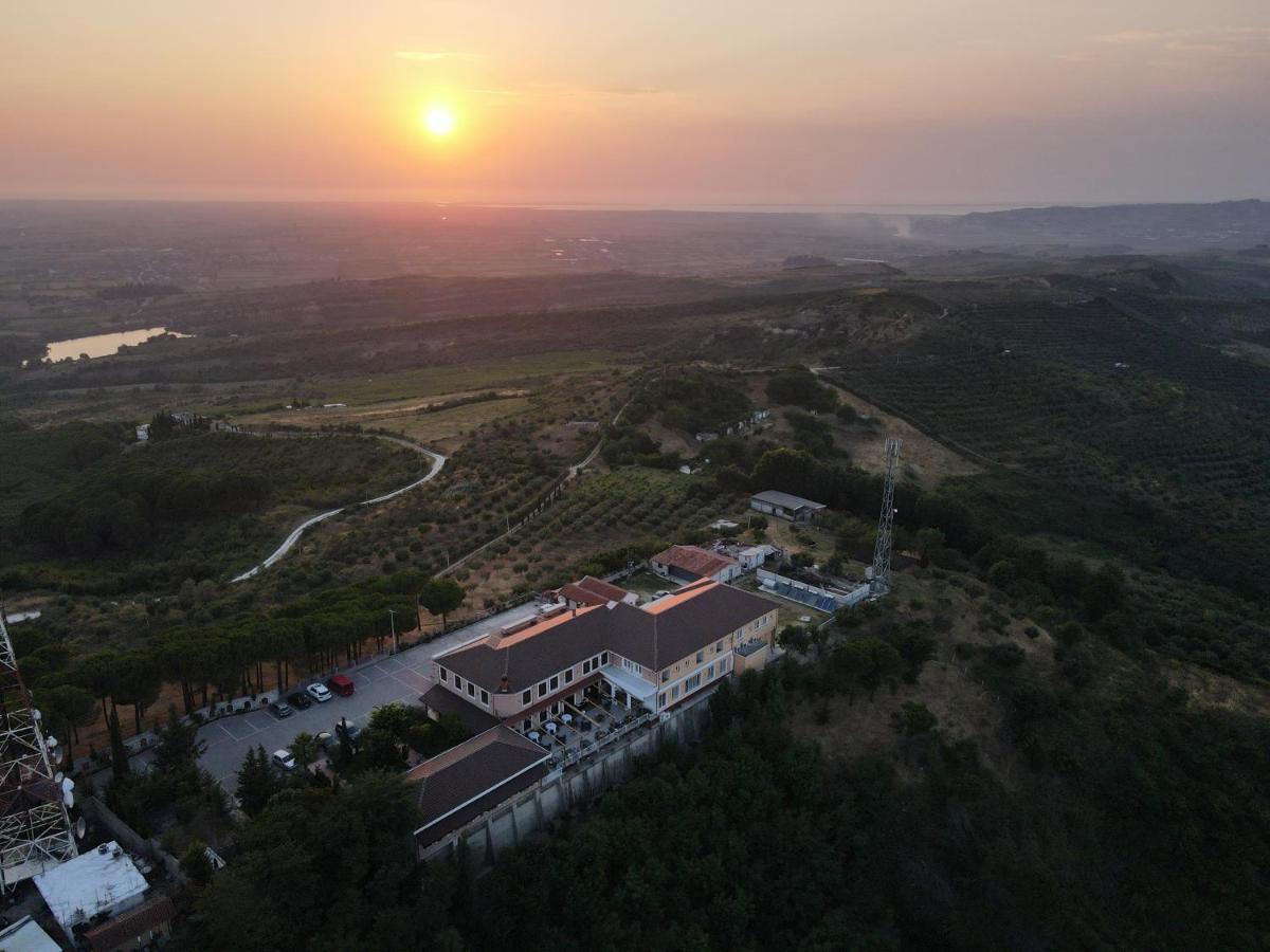 Ardenica Boutique Hotel Lushnje Exterior photo